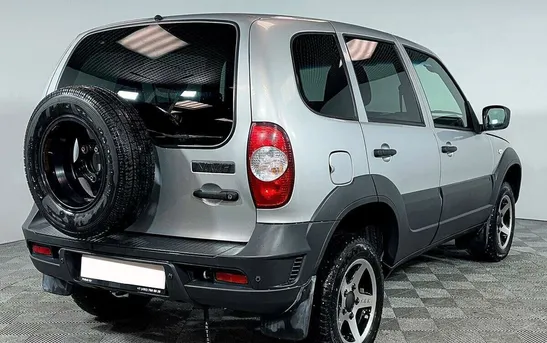 Chevrolet Niva 1.70 механика, фото №1