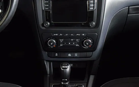 Skoda Yeti 1.80 робот, фото №1