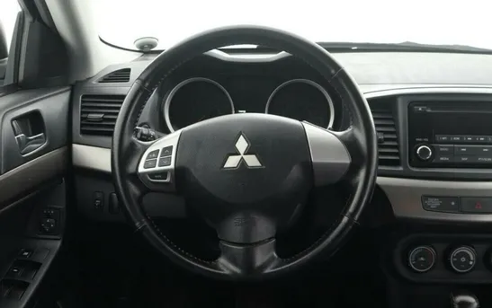 Mitsubishi Lancer 1.60 автомат, фото №1
