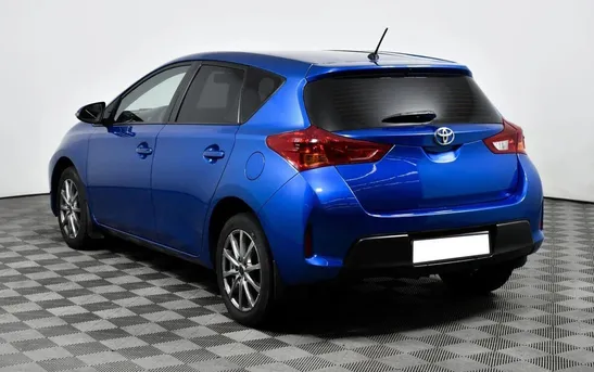 Toyota Auris 1.60 вариатор, фото №1