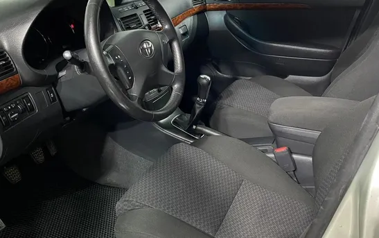 Toyota Avensis 1.80 механика, фото №1