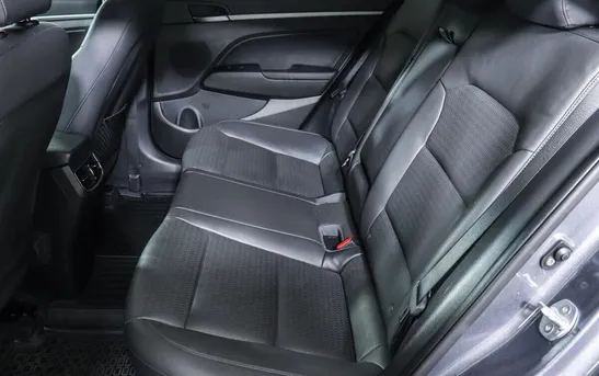 Hyundai Elantra 2.00 автомат, фото №1