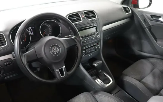 Volkswagen Golf 1.60 робот, фото №1