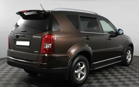 SsangYong Rexton 2.70 автомат, фото №1
