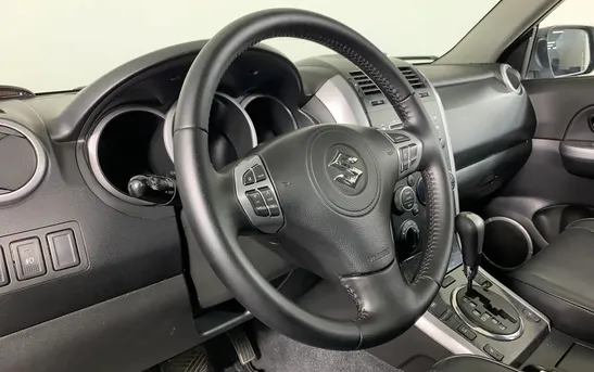 Suzuki Grand Vitara 2.40 автомат, фото №1