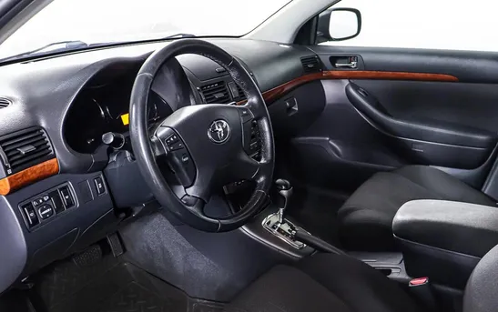 Toyota Avensis 2.00 автомат, фото №1
