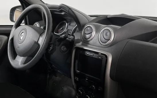 Renault Duster 2.00 механика, фото №1