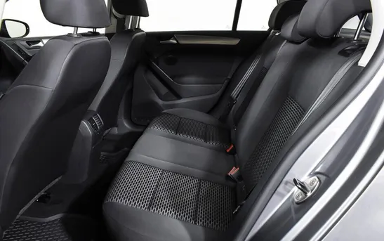 Volkswagen Golf 1.60 робот, фото №1