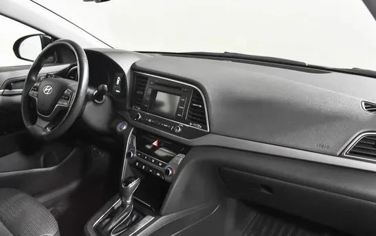 Hyundai Elantra 2.00 автомат, фото №1