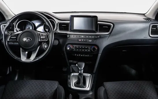 Kia Ceed 1.40 робот, фото №1