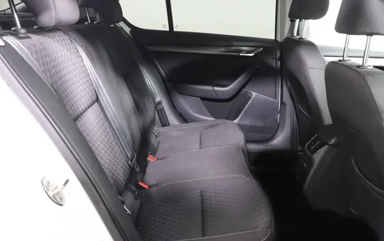 Skoda Octavia 1.80 механика, фото №1