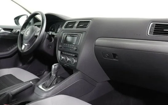 Volkswagen Jetta 1.40 робот, фото №1