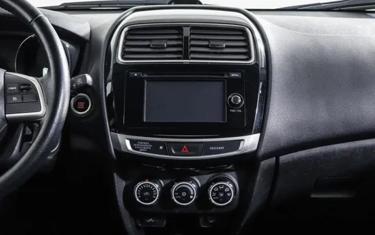 Mitsubishi ASX 1.80 вариатор, фото №1