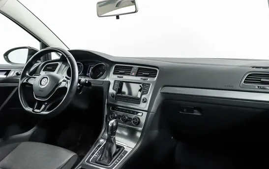 Volkswagen Golf 1.40 робот, фото №1