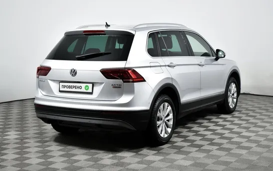 Volkswagen Tiguan 2.00 робот, фото №1