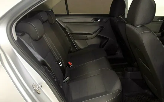 Skoda Rapid 1.40 робот, фото №1