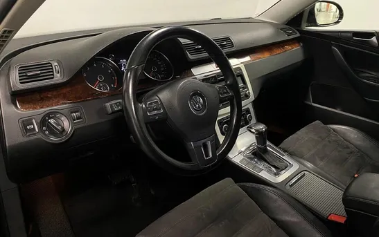 Volkswagen Passat 1.80 робот, фото №1