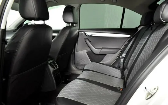 Skoda Octavia 1.80 робот, фото №1