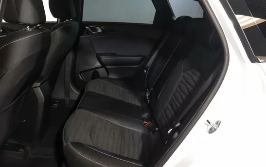 Kia Ceed 1.50 робот, фото №1