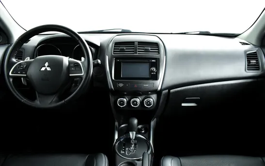 Mitsubishi ASX 1.80 вариатор, фото №1