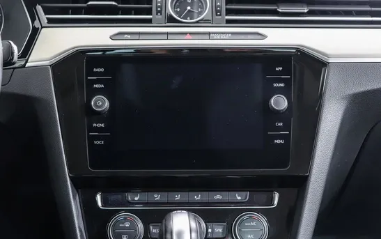 Volkswagen Passat 1.80 робот, фото №1