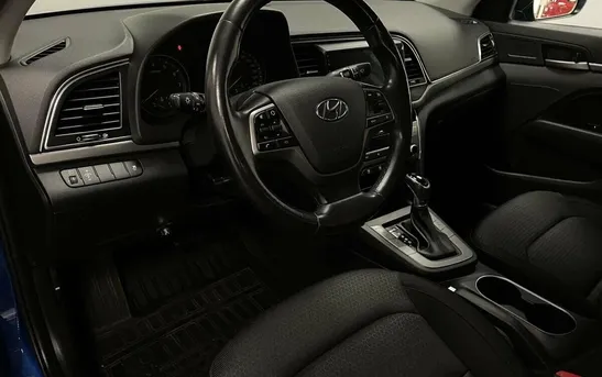 Hyundai Elantra 2.00 автомат, фото №1