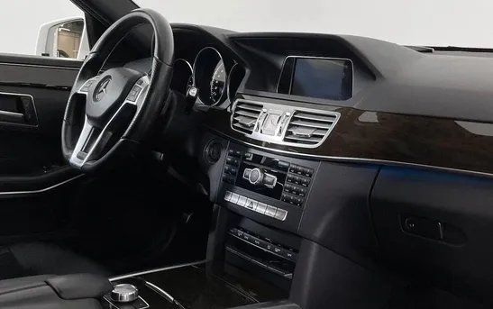 Mercedes-Benz E-Класс 2.00 автомат, фото №1