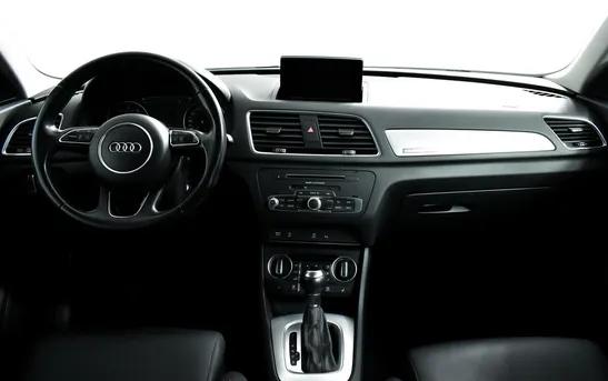 Audi Q3 2.00 робот, фото №1