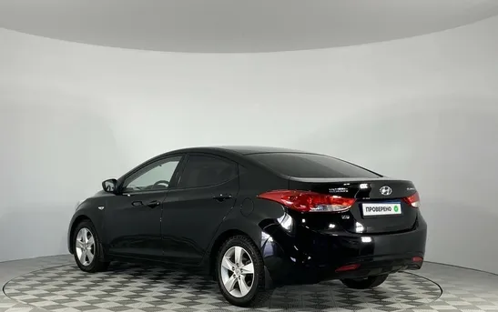 Hyundai Elantra 1.60 автомат, фото №1