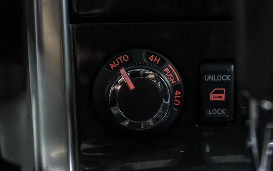 Nissan Pathfinder 3.00 автомат, фото №1