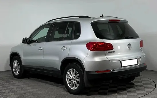 Volkswagen Tiguan 2.00 автомат, фото №1