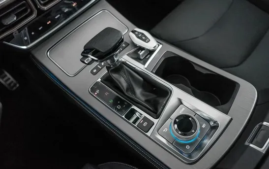 Jetour X70 PLUS 1.60 робот, фото №1