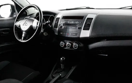 Mitsubishi Outlander 2.40 вариатор, фото №1