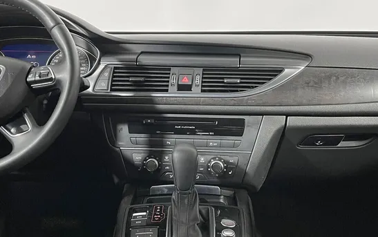 Audi A6 2.00 робот, фото №1