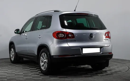 Volkswagen Tiguan 2.00 автомат, фото №1