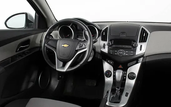 Chevrolet Cruze 1.60 автомат, фото №1