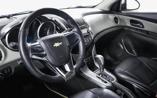 Chevrolet Cruze 1.60 автомат, фото №1
