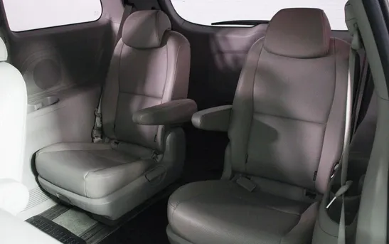 Kia Carnival 2.20 автомат, фото №1