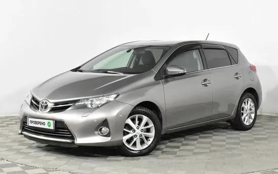 Toyota Auris 1.60 вариатор, фото №1