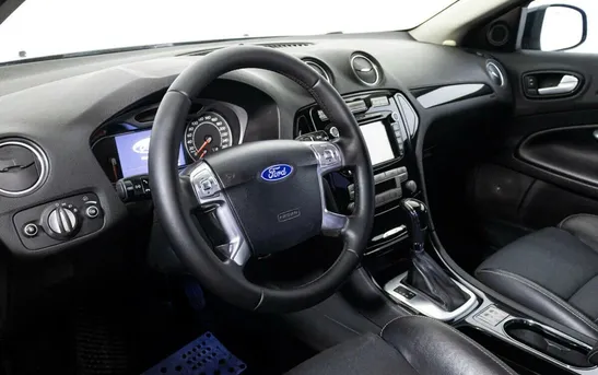 Ford Mondeo 2.30 автомат, фото №1