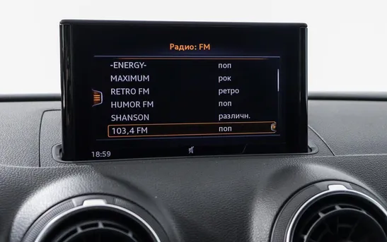 Audi A3 1.50 робот, фото №1