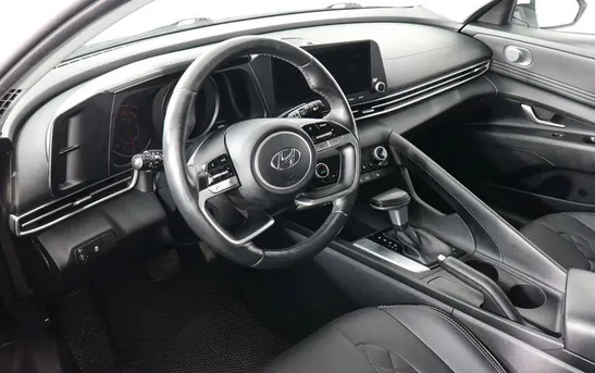 Hyundai Elantra 2.00 автомат, фото №1