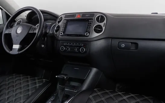 Volkswagen Tiguan 2.00 автомат, фото №1