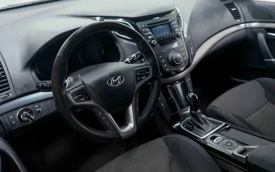 Hyundai i40 2.00 автомат, фото №1