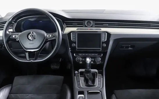 Volkswagen Passat 1.40 робот, фото №1