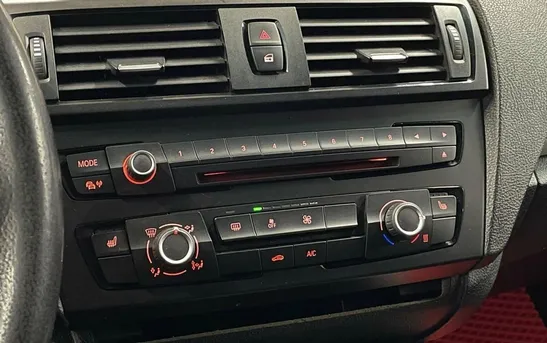 BMW 1 серии 1.60 автомат, фото №1