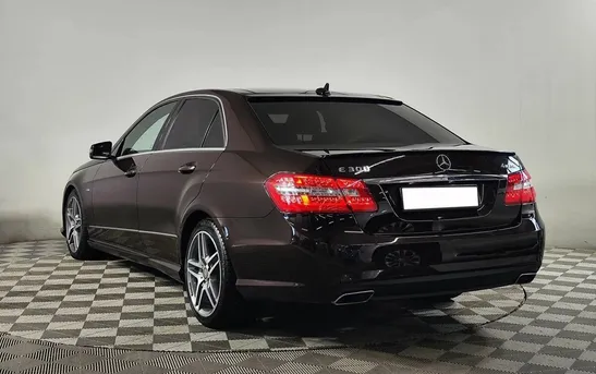 Mercedes-Benz E-Класс 3.50 автомат, фото №1