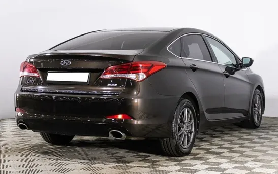Hyundai i40 2.00 автомат, фото №1