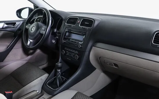 Volkswagen Golf 1.60 механика, фото №1