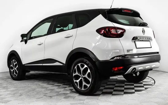 Renault Kaptur 1.60 вариатор, фото №1